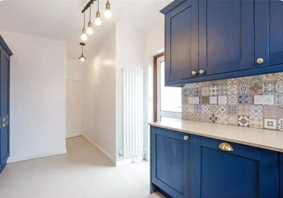Property photo 3 of 13 Kitchen