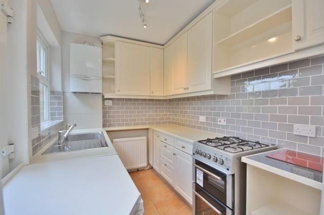 Property photo 2 of 11 Kitchen.Jpg