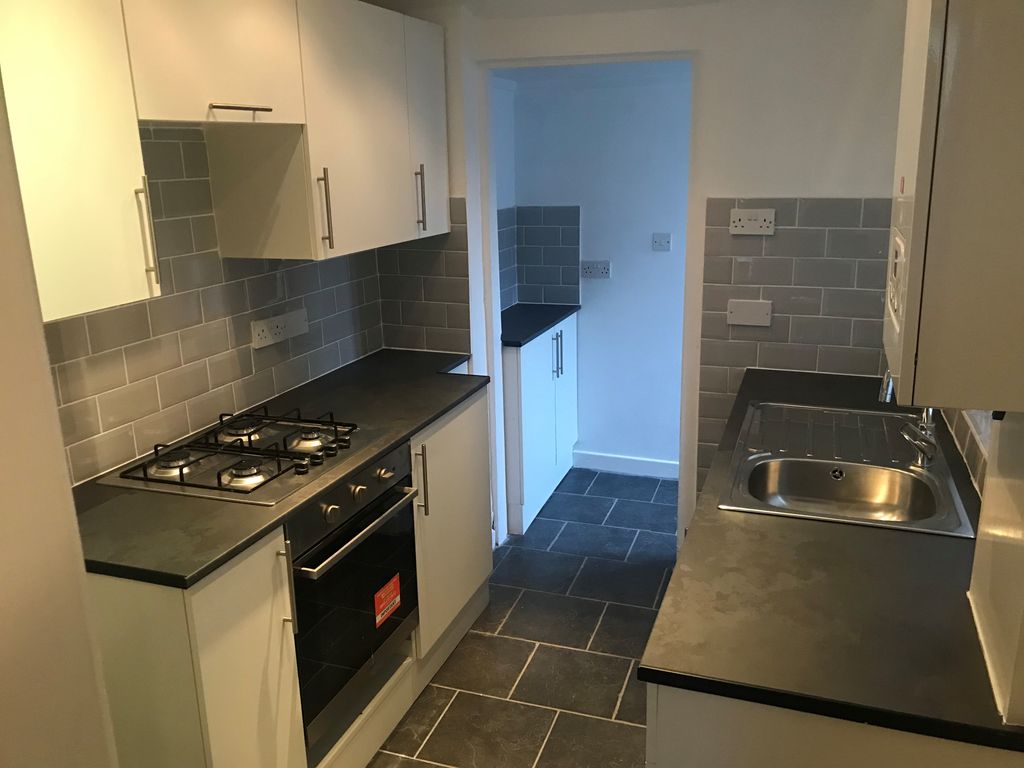 Property photo 2 of 3