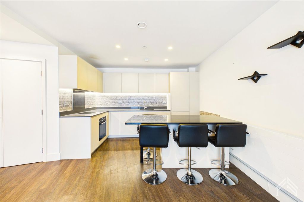 Property photo 2 of 12 3.Jpg