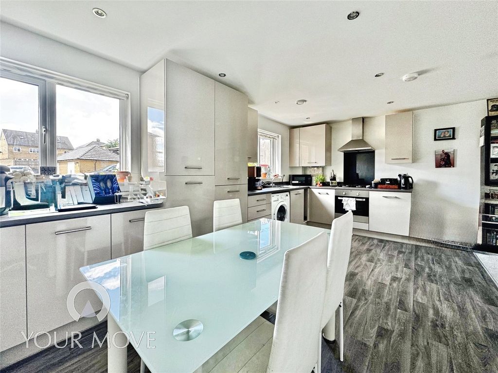 Property photo 2 of 12 #Yourmovedartford