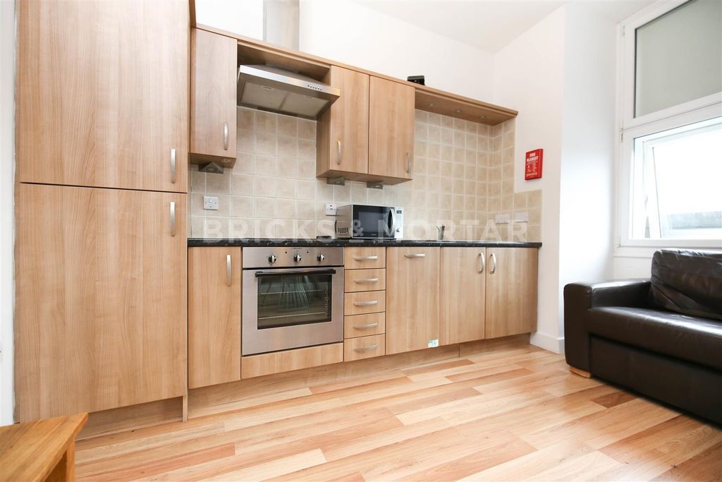 Property photo 3 of 9 Pqo2Zjbzzqk9Suocsqpltnbimwi.Jpg