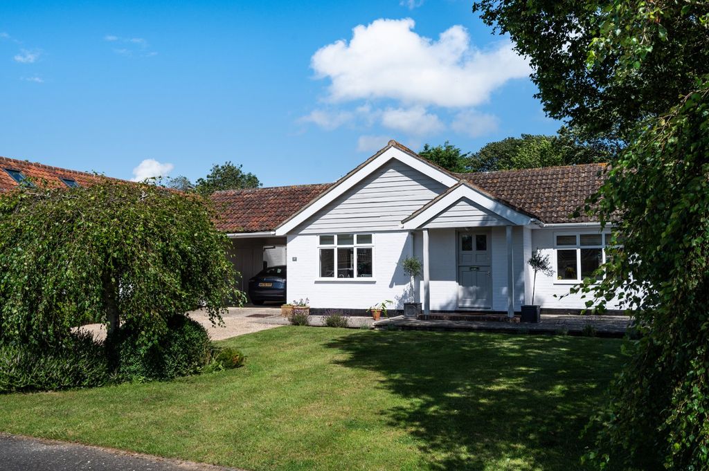 Property photo 2 of 17 Picture No. 03