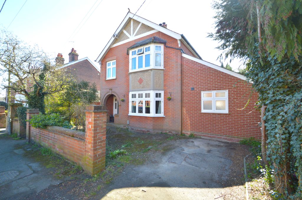 Property photo 1 of 22