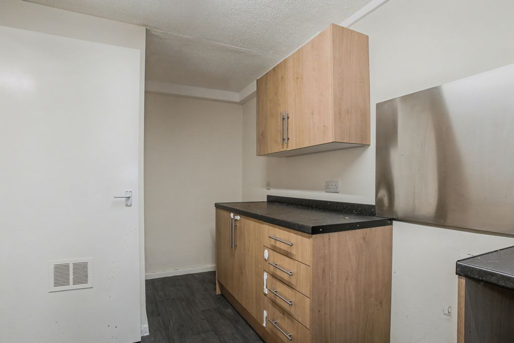 Property photo 3 of 21 115 Tag Croft, Ingol, Preston, Lancashire, Pr2 7Ah