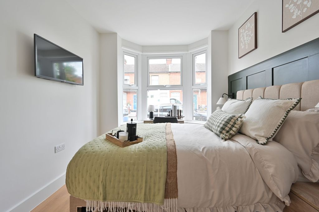 Property photo 1 of 57