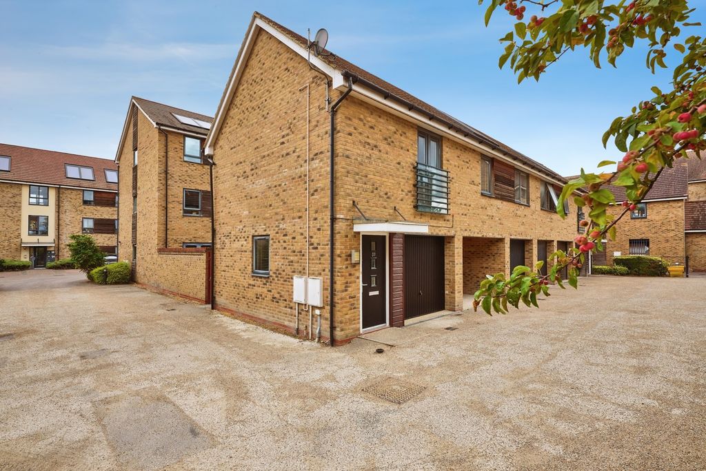 Property photo 1 of 18 Pbox-Img.Jpg