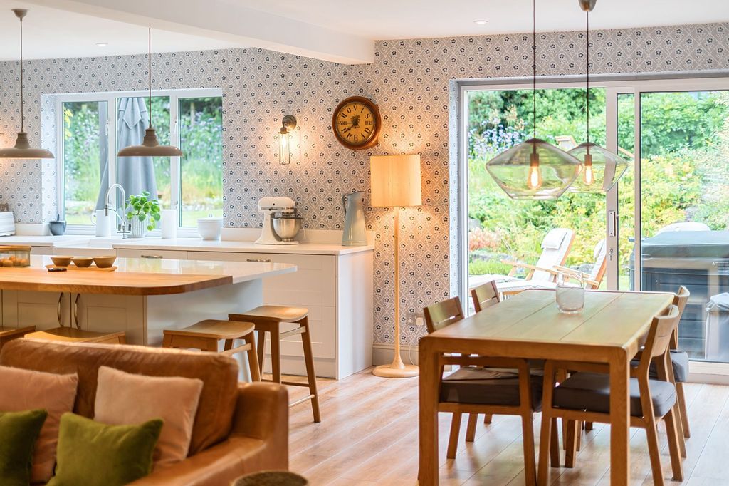 Property photo 2 of 18 Open Plan Living