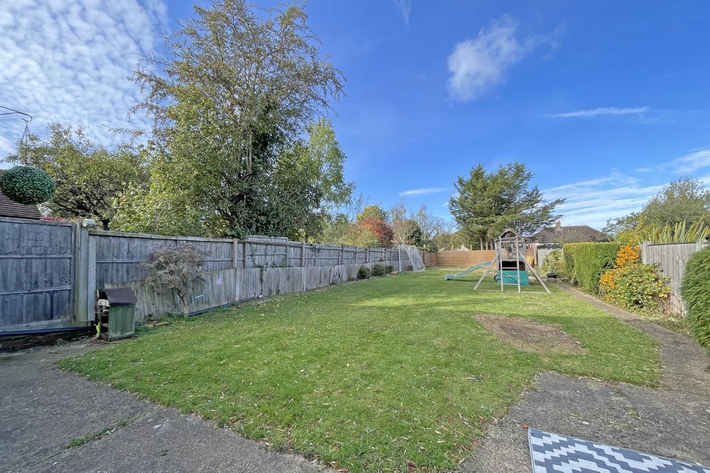 Property photo 2 of 22