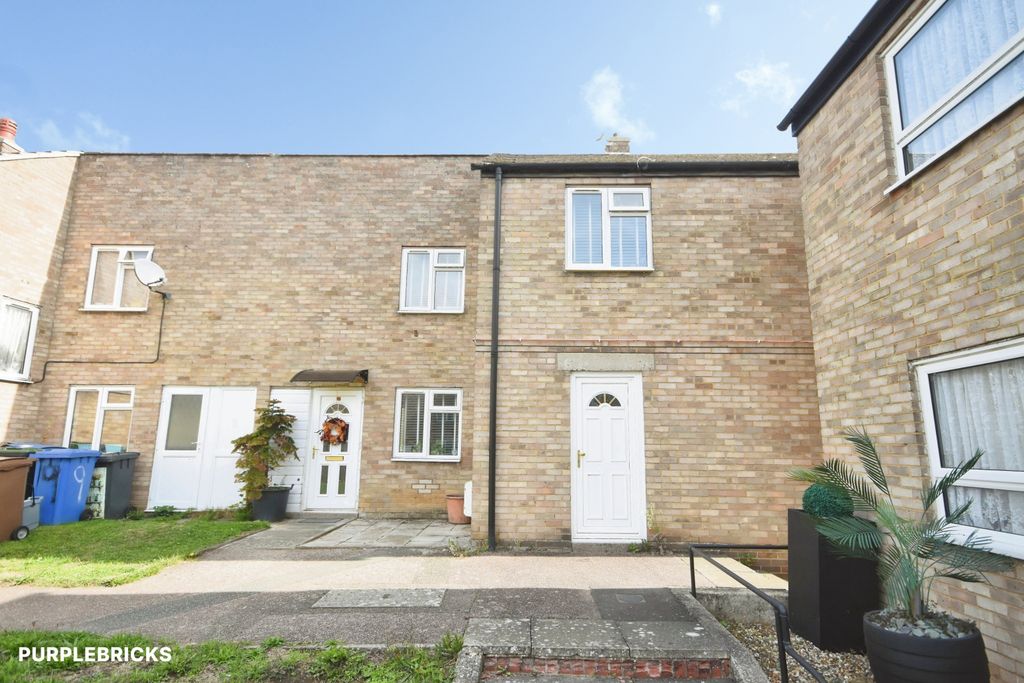 Property photo 2 of 35