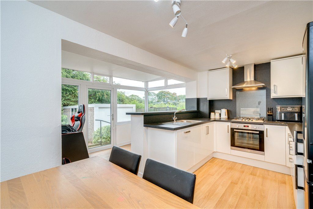 Property photo 2 of 18 Kitchen Dining