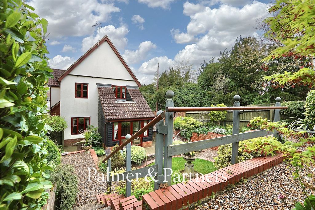 Property photo 3 of 39 Picture No. 02