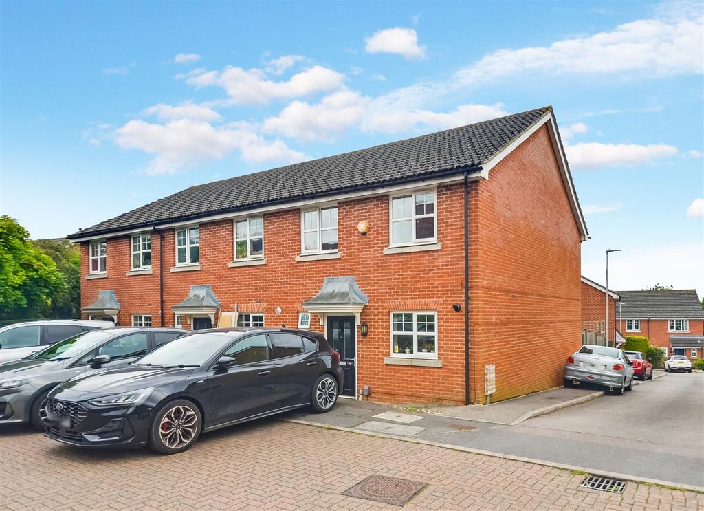 Property photo 1 of 22