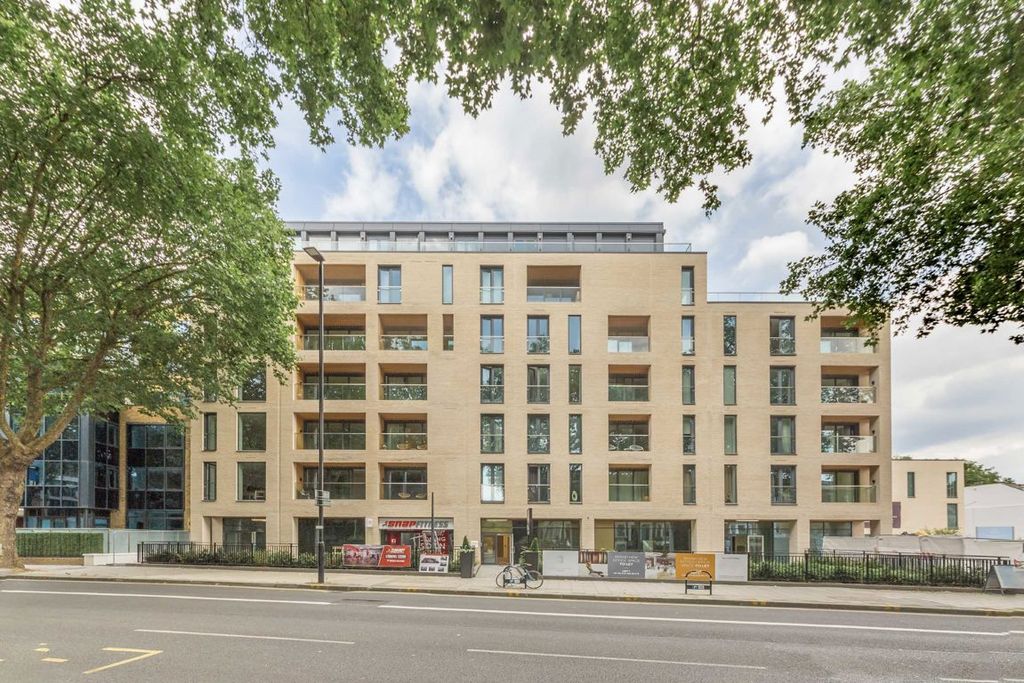 Property photo 1 of 5