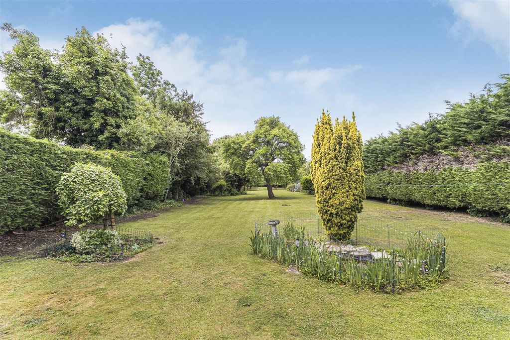 Property photo 2 of 30 23_55627.Jpg