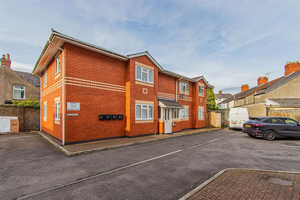 Property photo 1 of 9 Albany Court 4-1.Jpg