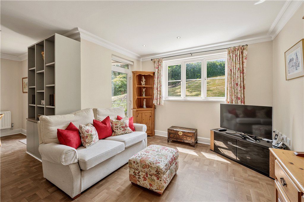 Property photo 3 of 14 Picture No. 06
