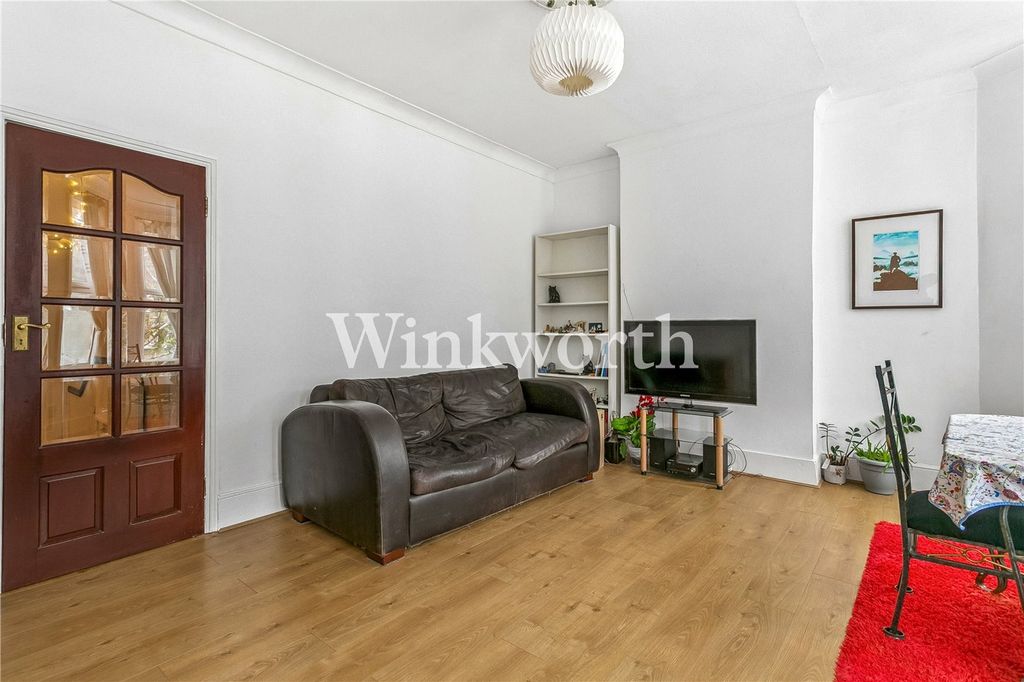 Property photo 3 of 8 Picture No. 03
