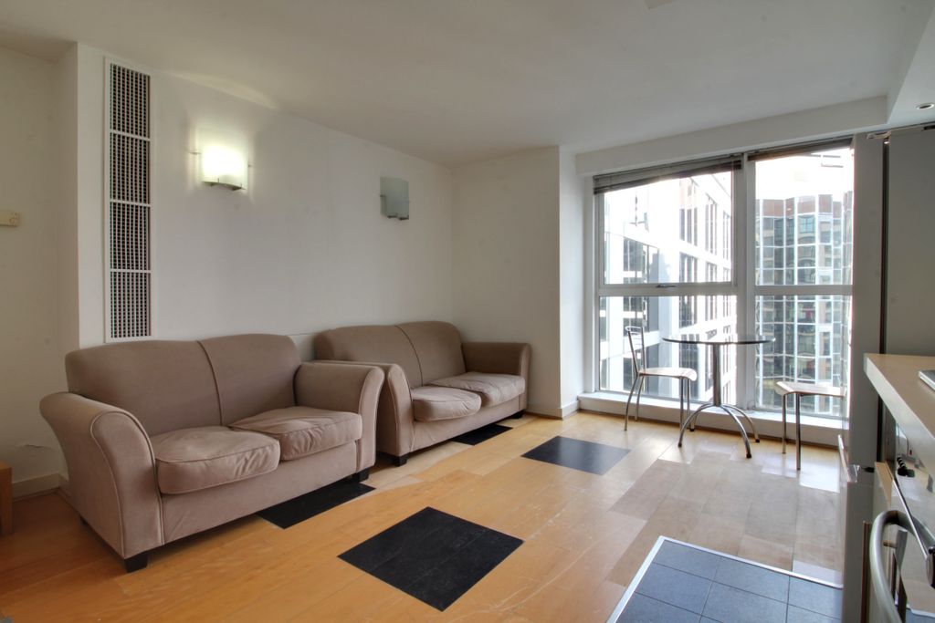 Property photo 2 of 10 Img_6904-Img_6906