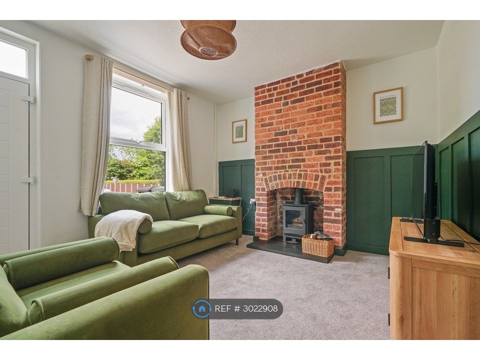 Property photo 3 of 13