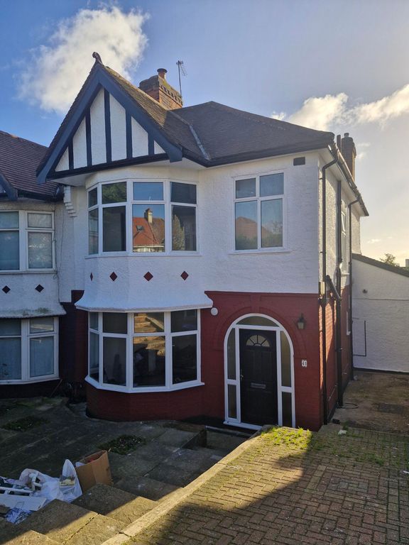 Property photo 1 of 8