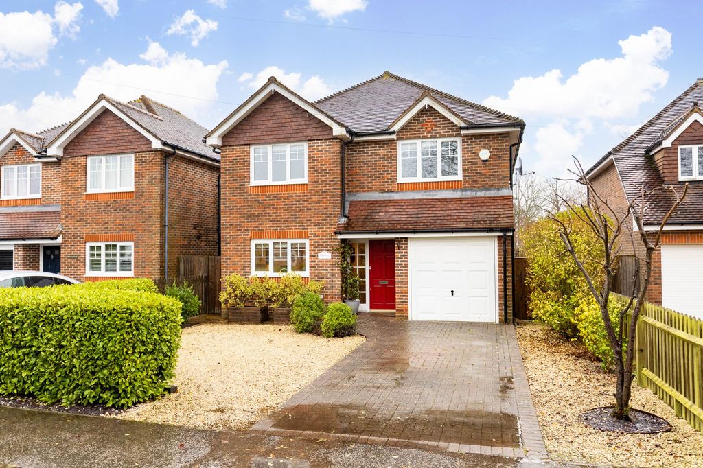 Property photo 1 of 34