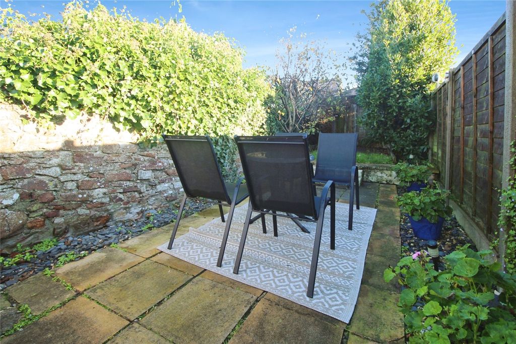 Property photo 2 of 16 Picture No. 08