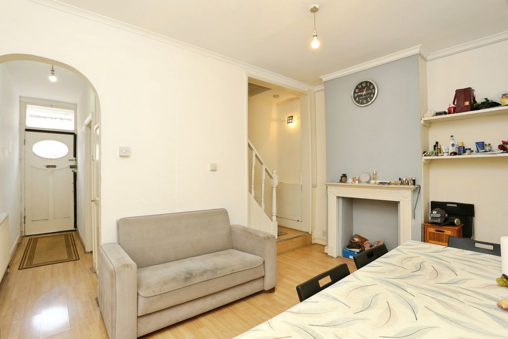 Property photo 2 of 19 Pbox-Img.Jpg