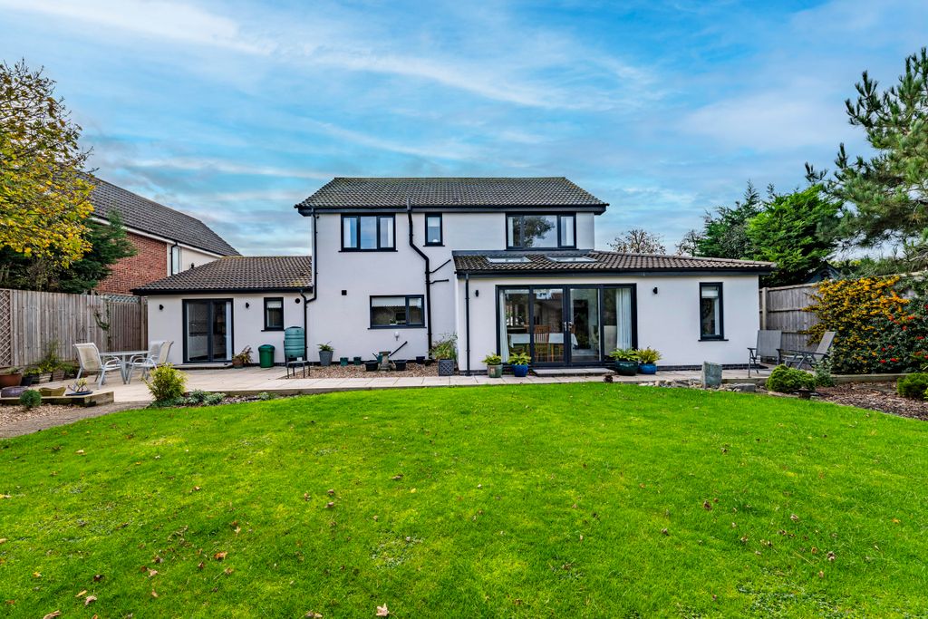 Property photo 2 of 24 Photo 2