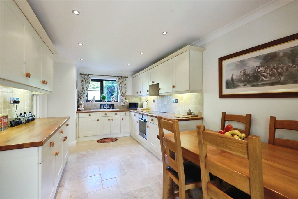 Property photo 3 of 11 Picture No. 07