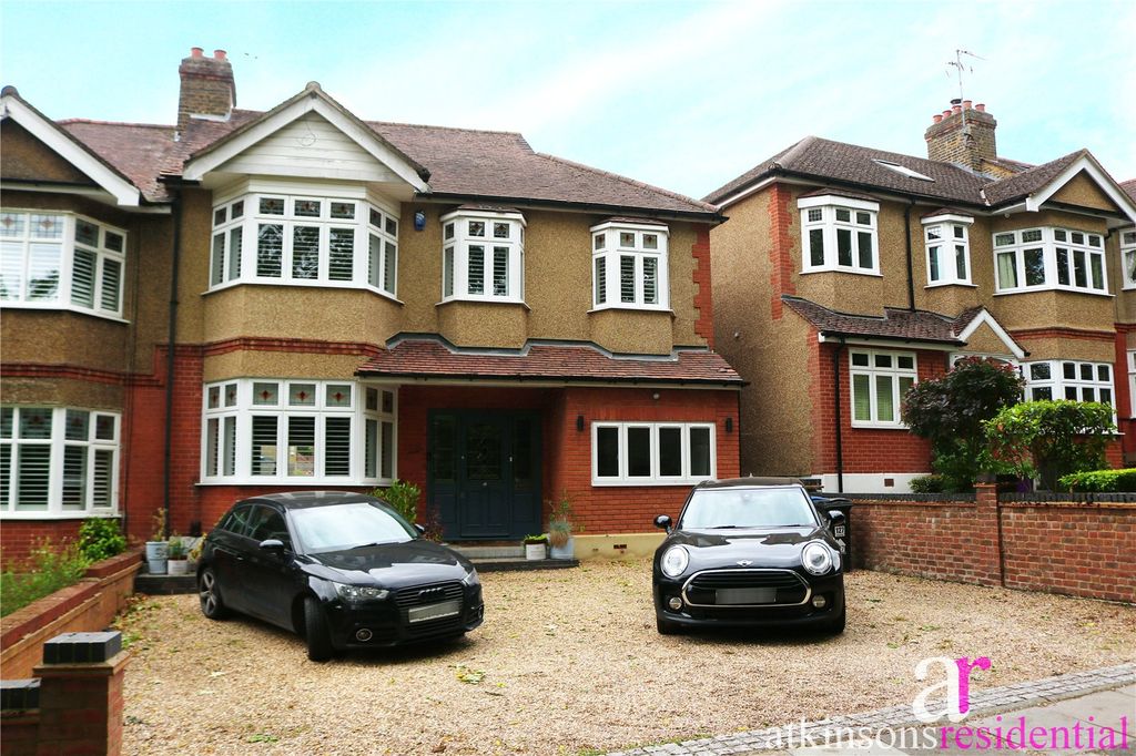 Property photo 1 of 36 Picture No. 41