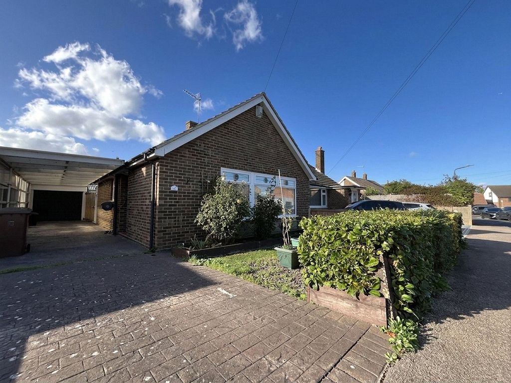 Property photo 2 of 12 Picture No. 16