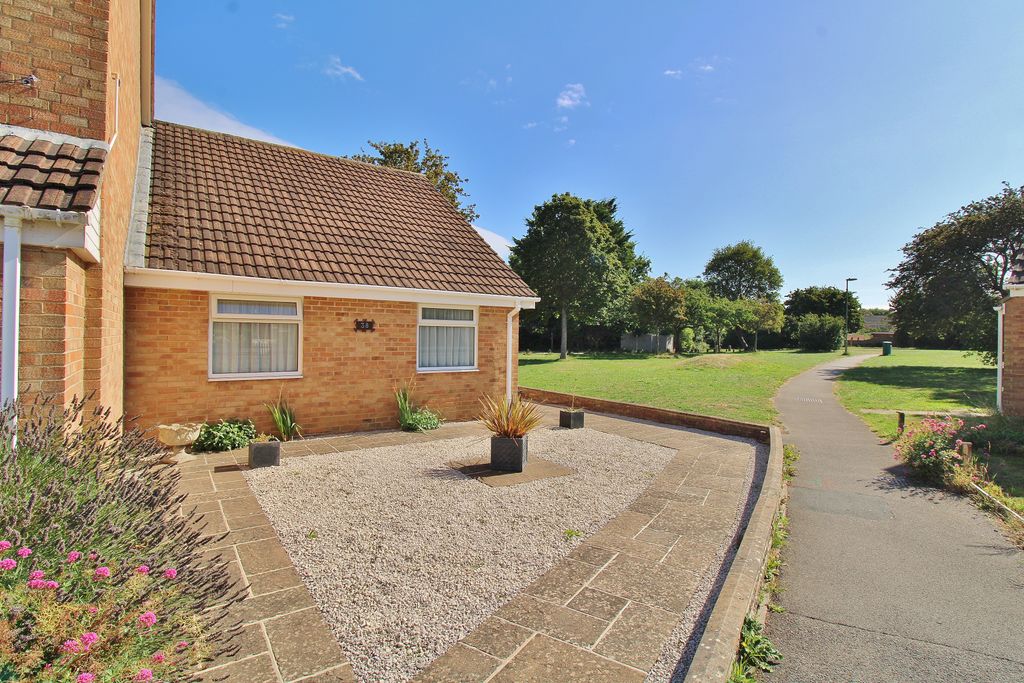 Property photo 1 of 23
