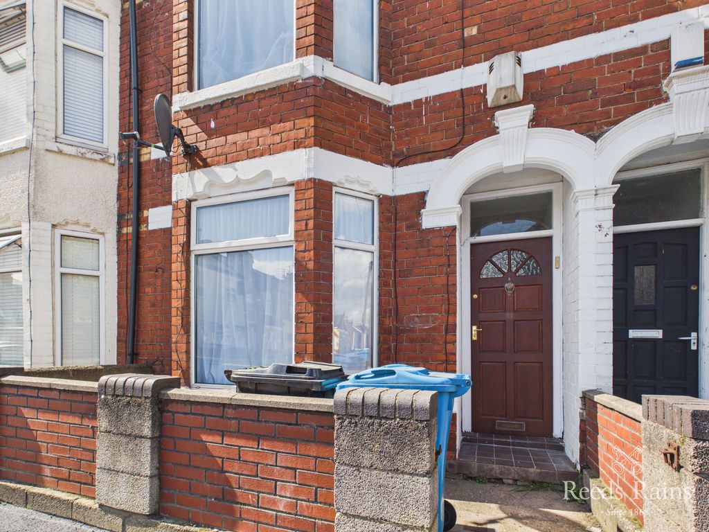 Property photo 1 of 36