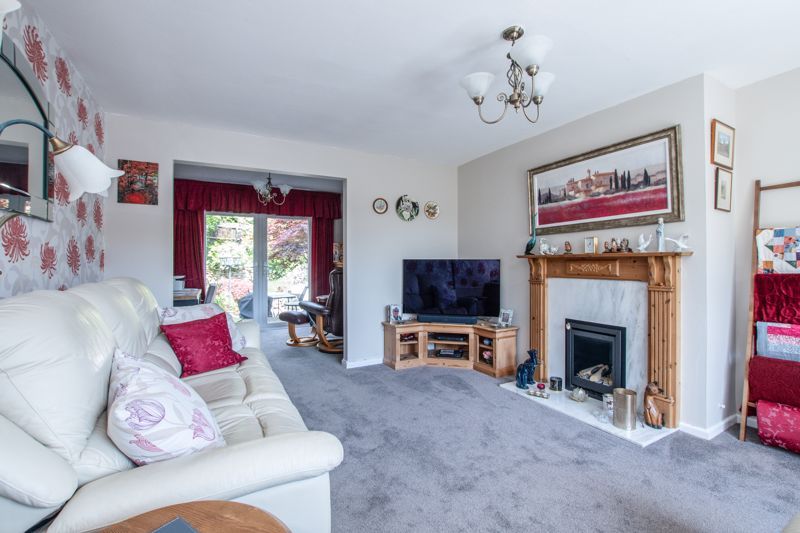 Property photo 3 of 19 Sitting Room