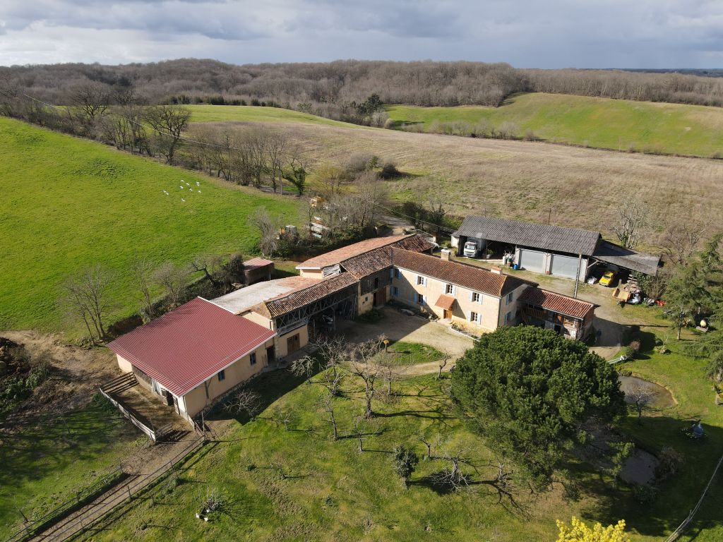 Property photo 1 of 20