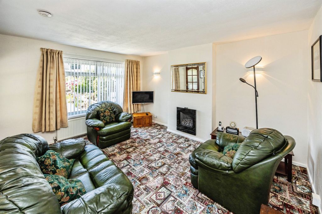 Property photo 3 of 17