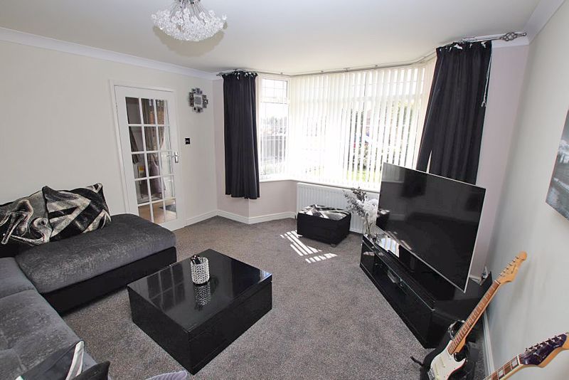 Property photo 2 of 17 Photo 12