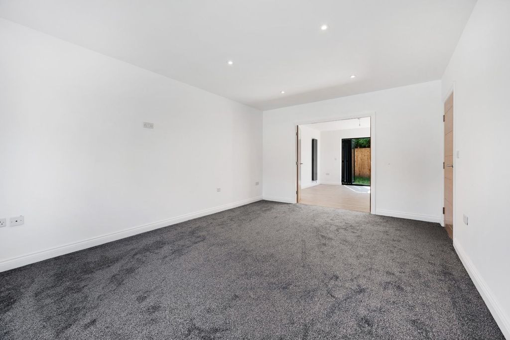 Additional image 10 of 5 bed detached house for sale7 Victoria Gardens, Waterside, Darwen BB3