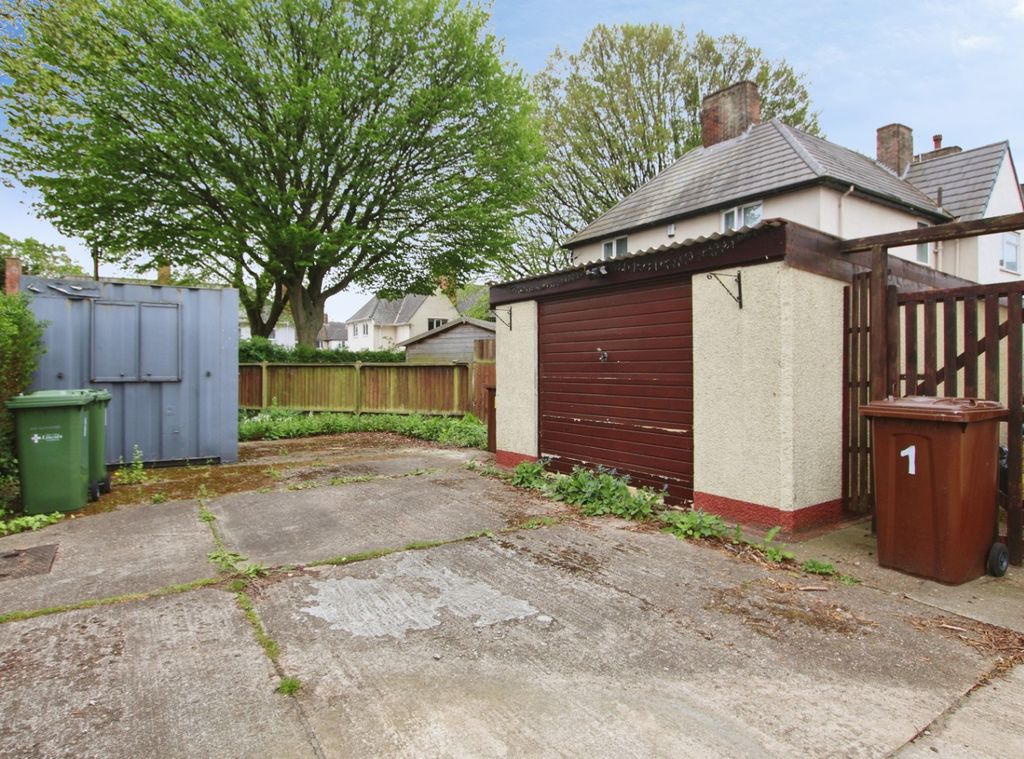 Property photo 3 of 18 5046703