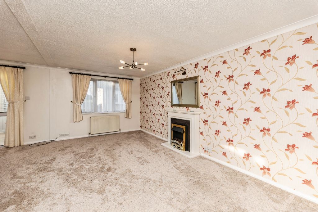 Property photo 3 of 22