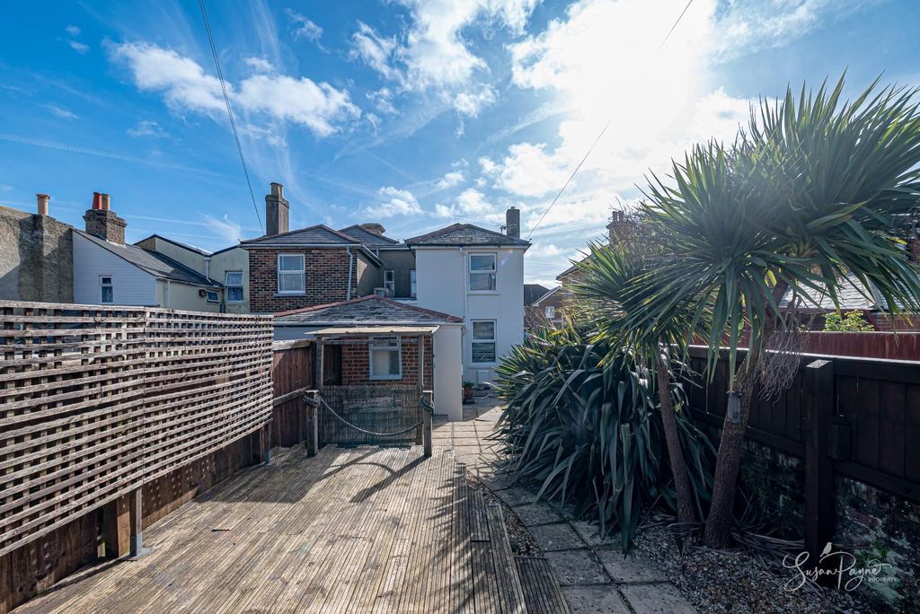 Property photo 3 of 34 Rear Garden