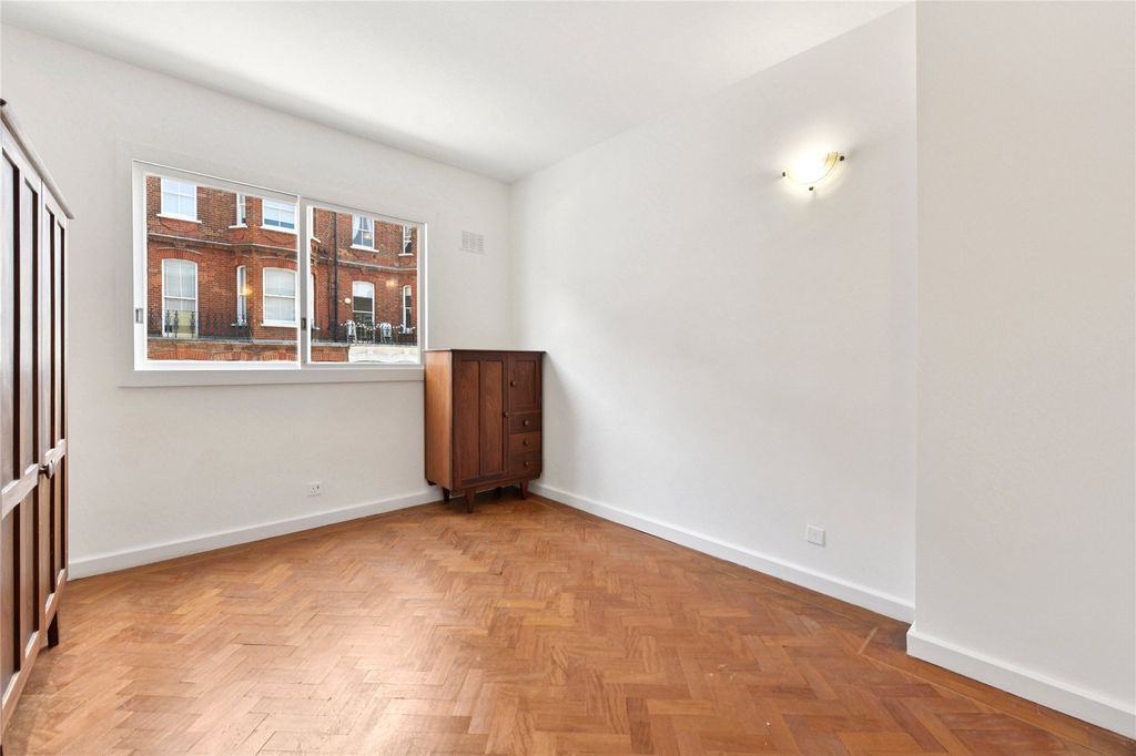 Property photo 3 of 11 Picture No. 11
