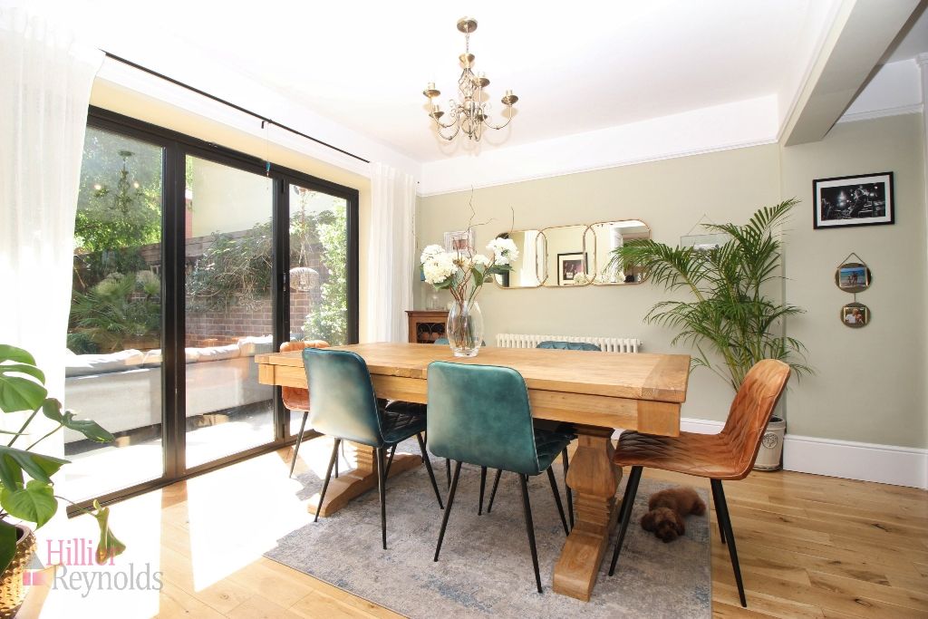 Property photo 3 of 36 Dining Room