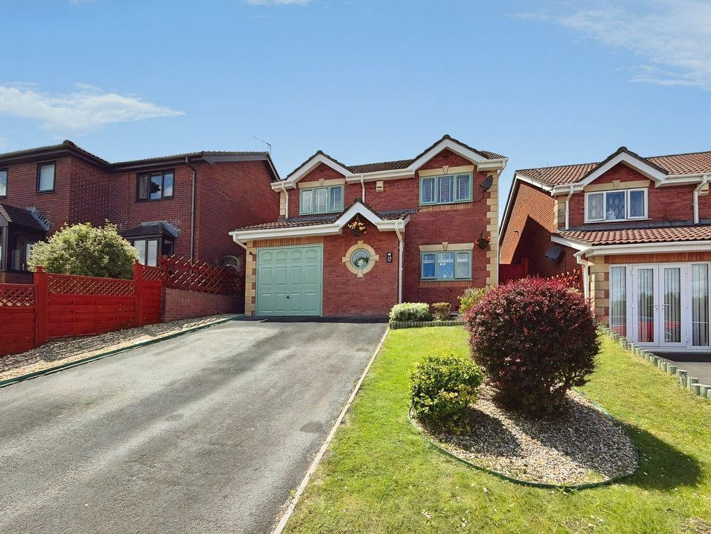 Property photo 1 of 36