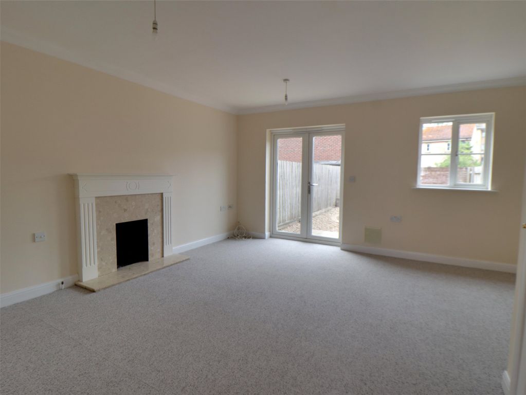 Property photo 2 of 11 2 - Picture No. 02