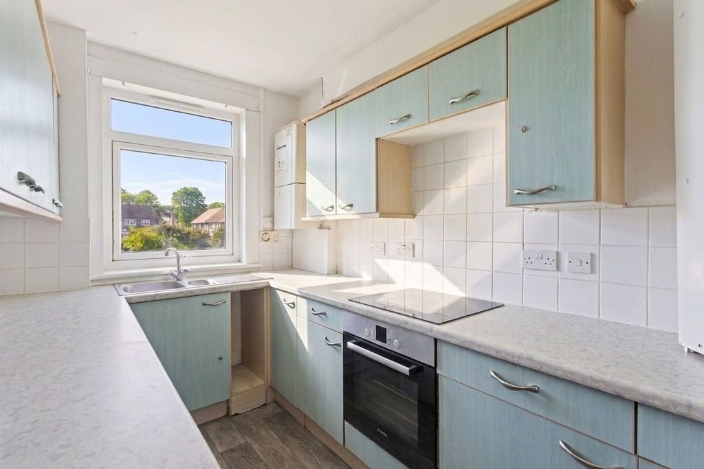 Additional image 7 of 3 bed flat for saleDundas Street, Bathgate EH48