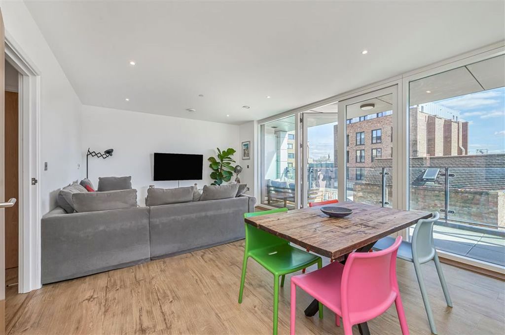 Property photo 2 of 11