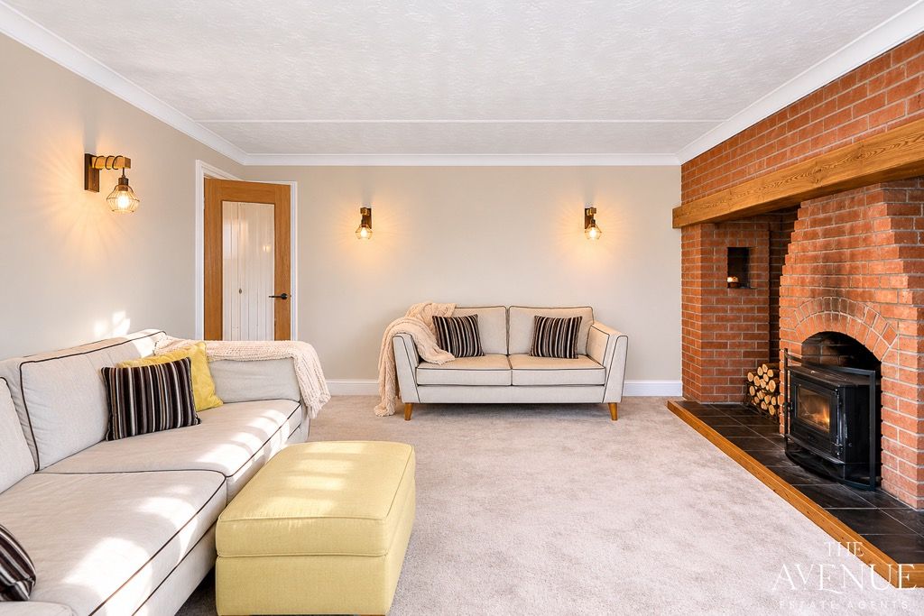 Property photo 3 of 40 4942625