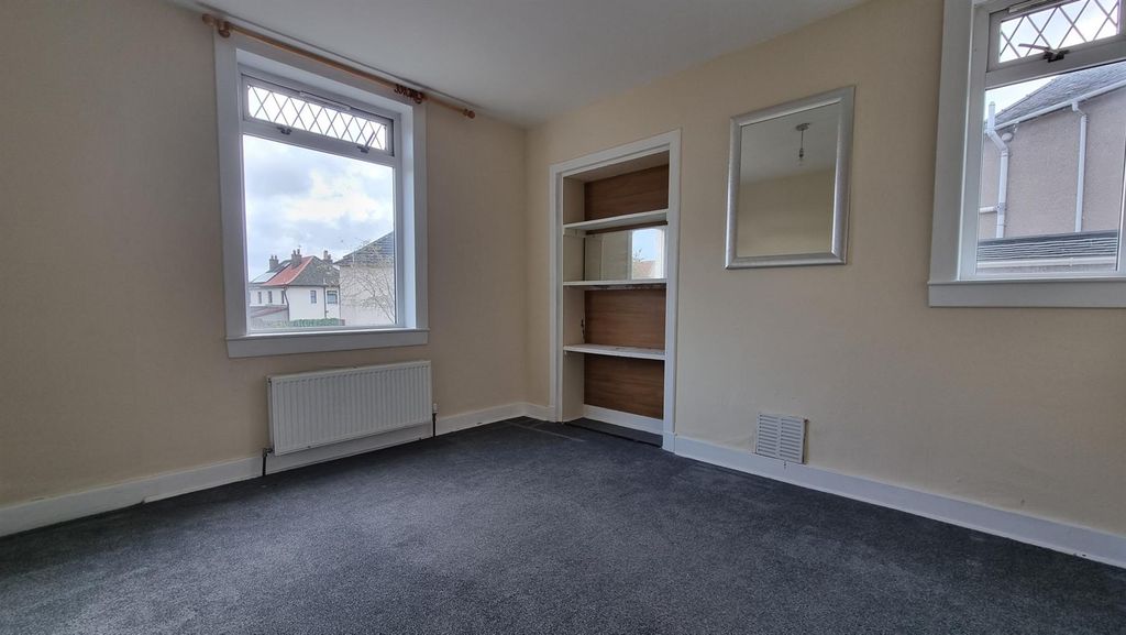 Additional image 10 of 2 bed flat to rentMyrtle Crescent, Kirkcaldy KY2